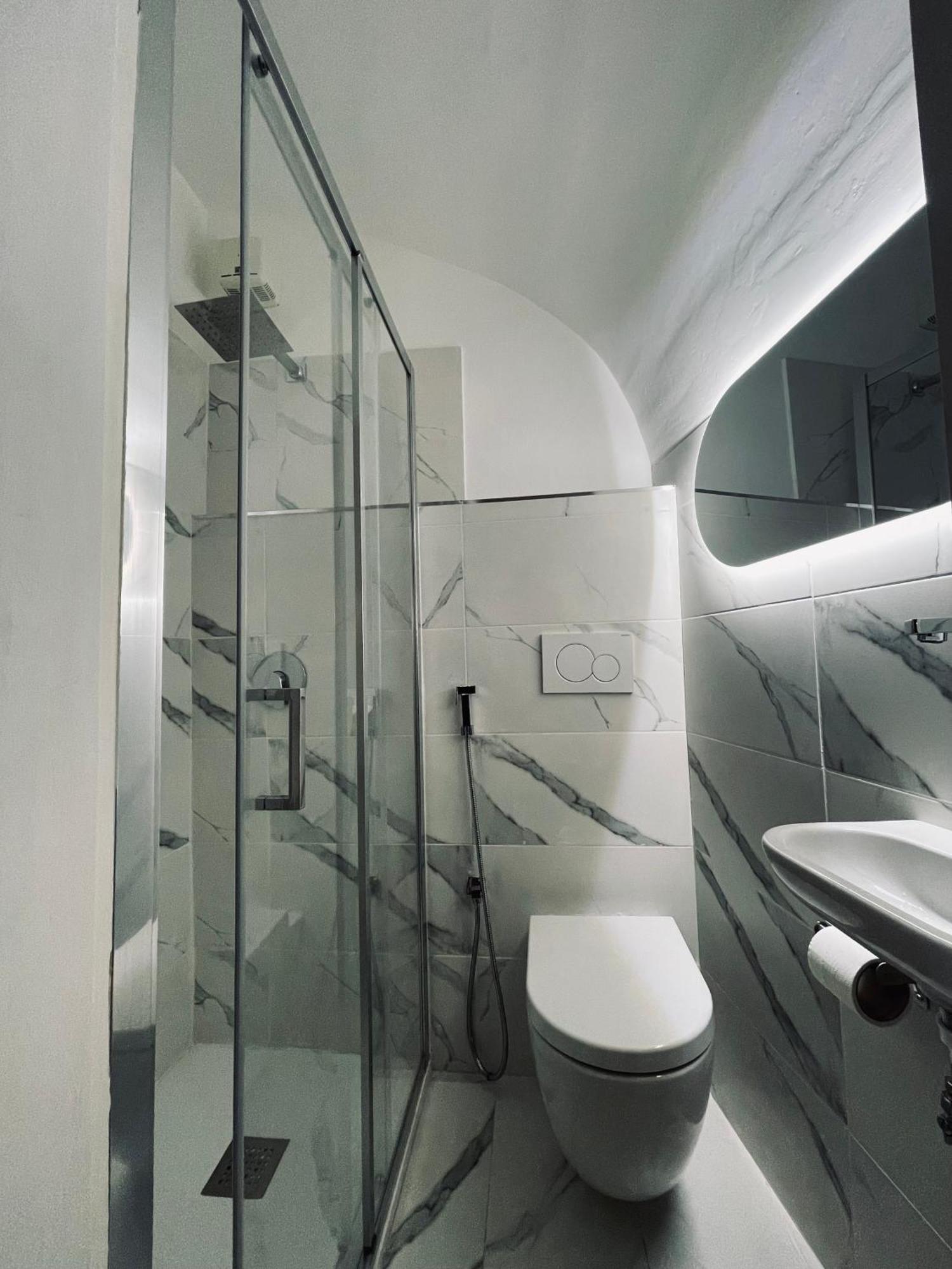 Il Serafino Holiday Suites باري المظهر الخارجي الصورة